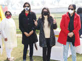 Ladies have fun at this do in Banaras