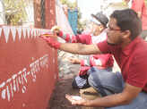 City’s cleanliness warriors add beauty to Katol Road’s garden with Warli