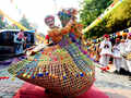 Delhiites attend Tribal fest at Dilli Haat