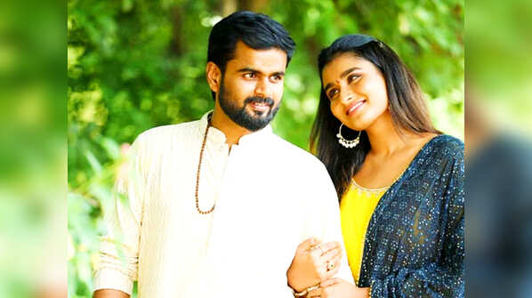 Madhan Pandian - Reshma Muralidharan