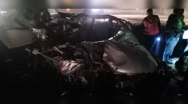 Mumbai-Pune E-way accident