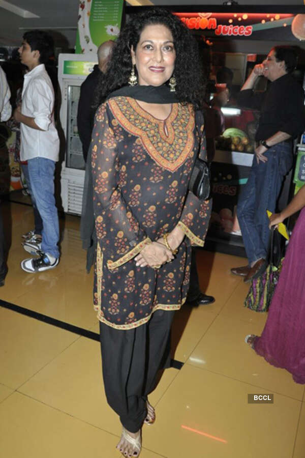 Anjana Mumtaz Photos