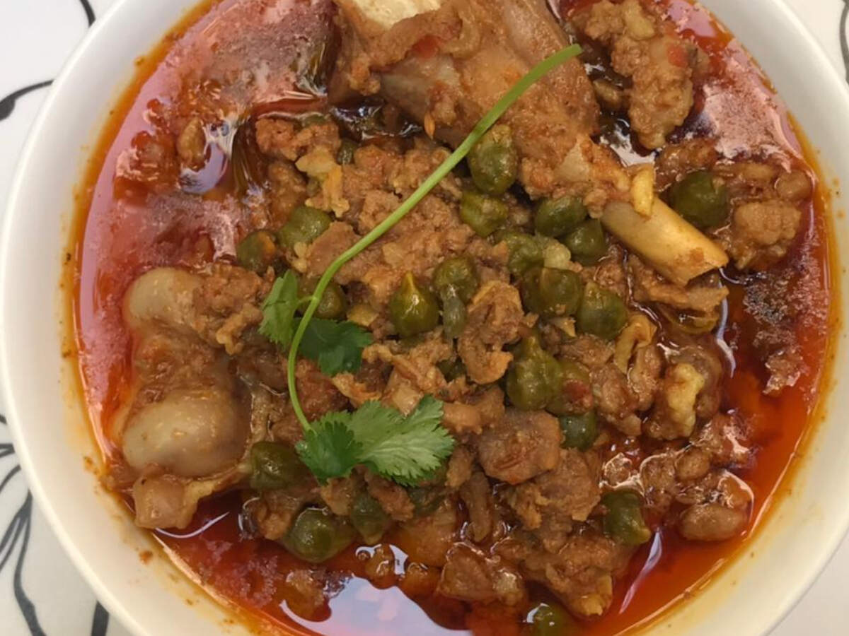 Boot Keema Recipe: How to make Boot Keema Recipe at Home | Homemade Boot Keema Recipe - Times Food