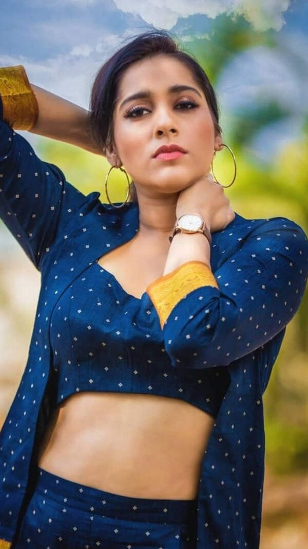 Rashmi Gautam Wallpapers
