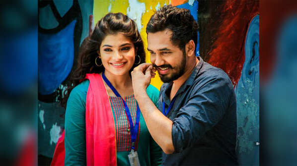 HBDHiphopTamizhaAdhi: Most favourite melodies of Adhi