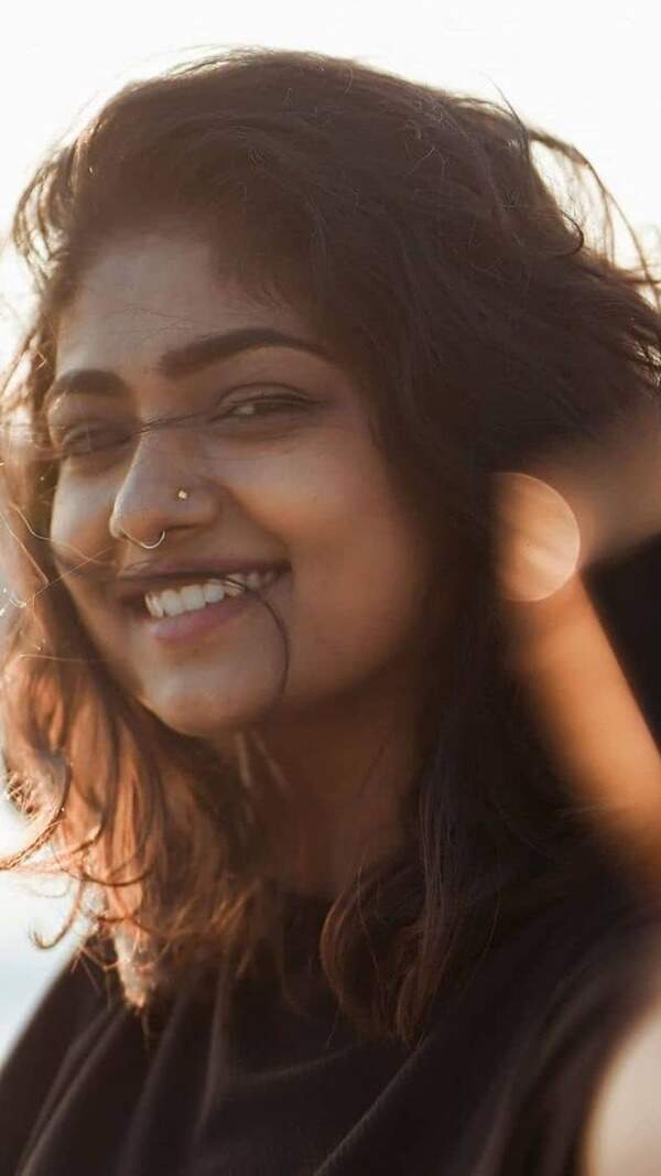 Bhoomi Shetty Pictures
