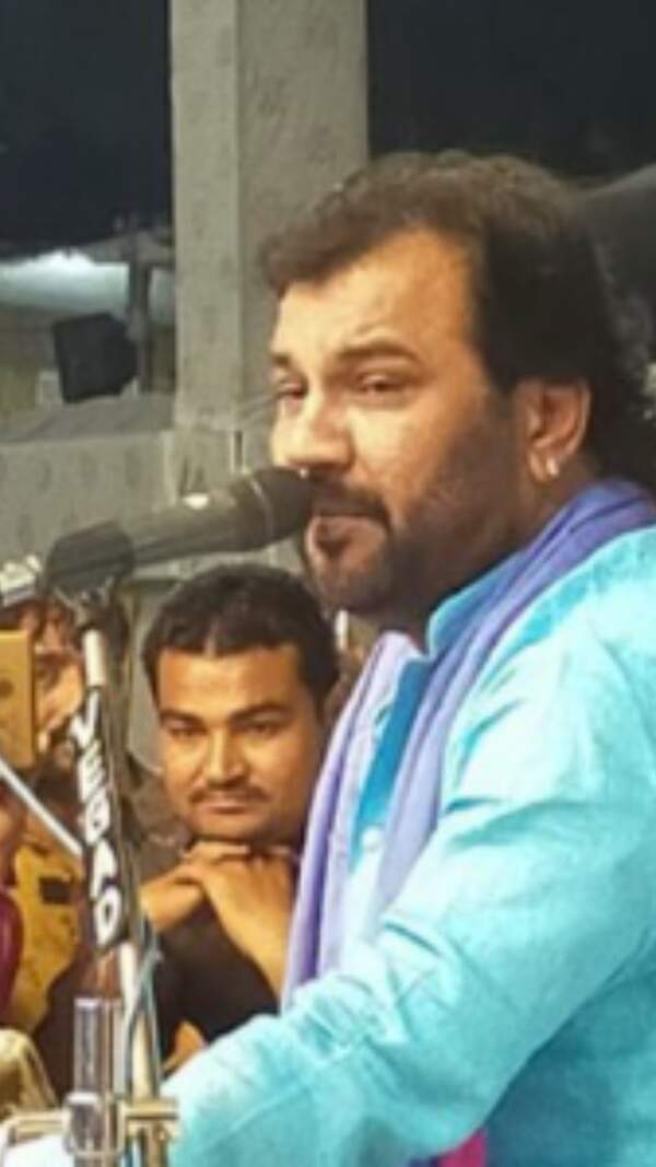 Kirtidan Gadhvi Photos