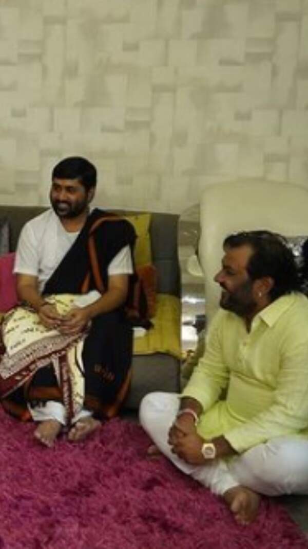 Kirtidan Gadhvi Images