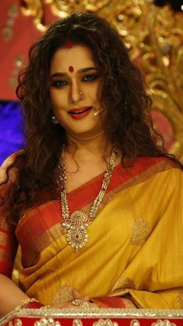 Ananya Photos