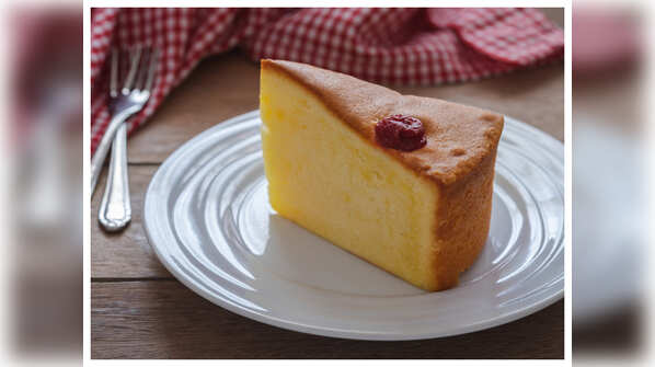 Homemade Vanilla Sponge cake