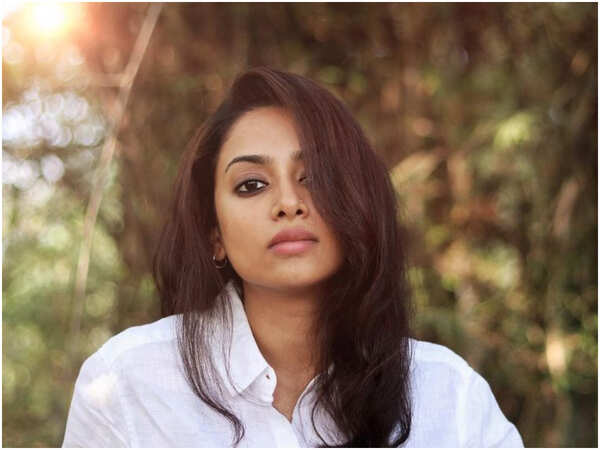 Gauthami Nair Images