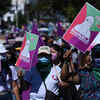 Article image for: Thousands of El Salvador women march against <i class="tbold">femicide</i>