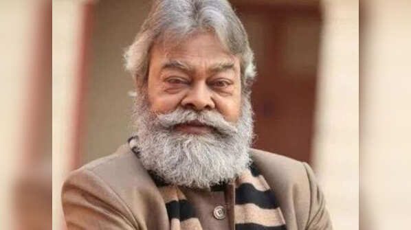 Anupam Shyam as Thakur Sajjan Singh
