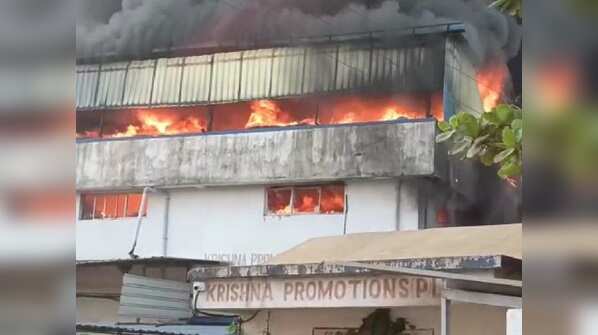 Fire breaks out in Thane