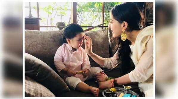 Sara Ali Khan-Taimur Ali Khan