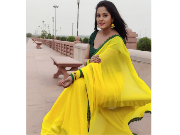 Anjana Singh Wallpapers