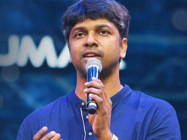 Madhan Karky Images