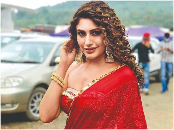 Surbhi Chandna