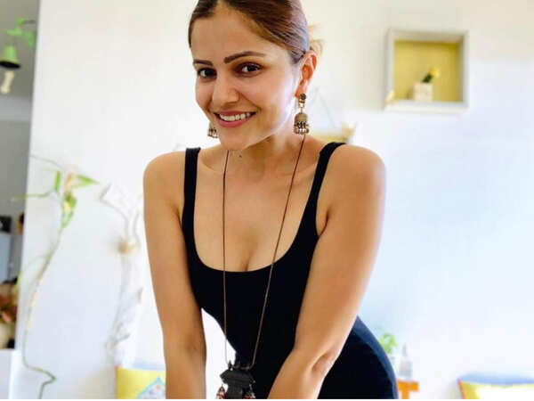 Rubina Dilaik Wallpapers