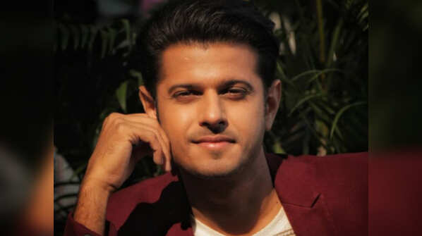 Neil Bhatt tests COVID-19 positive