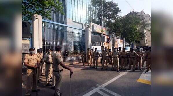 Sachin Vaze sent to NIA custody