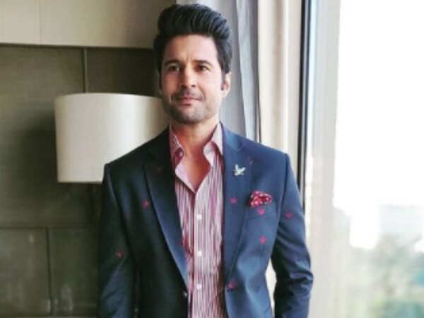 Rajeev Khandelwal Photos