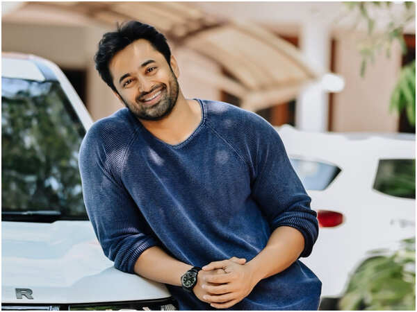 Unni Mukundan Stills