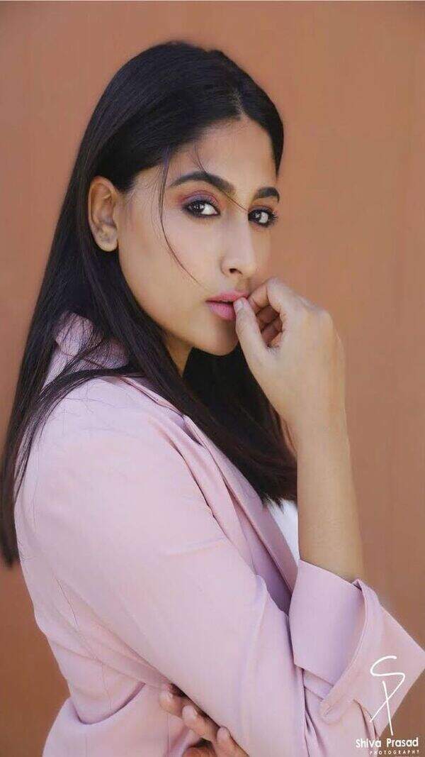 Nishvika Naidu Photos