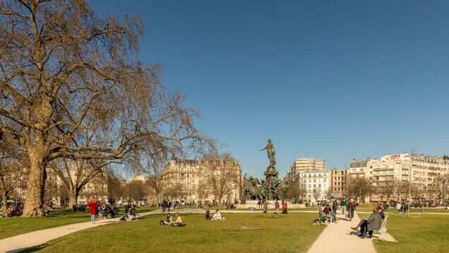 Paris goes under limited lockdown for a month