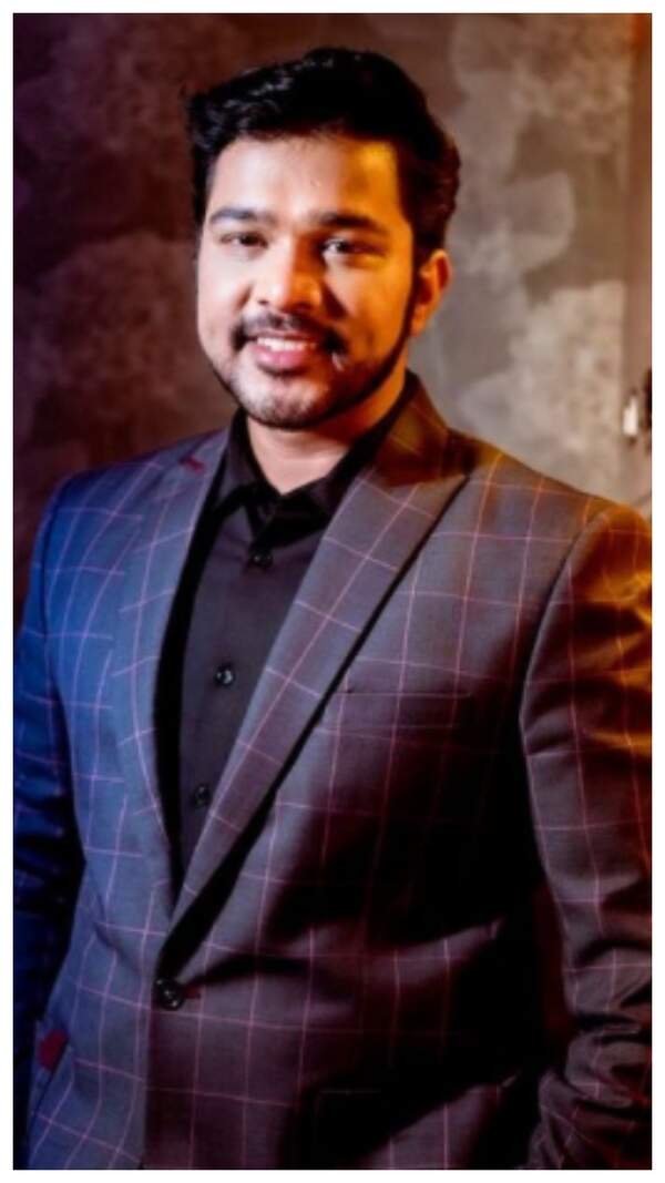 Suyash Tilak Pictures