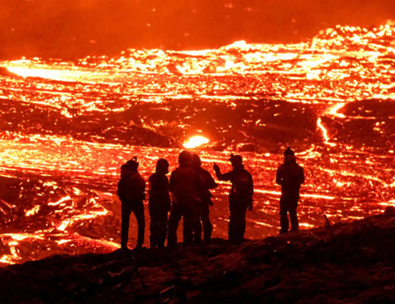 Iceland: Volcano erupts after almost 900 years