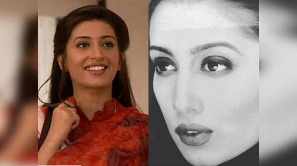 Smriti Irani celebrates her 45th birthday; a glimpse of some rare and unseen pictures from her younger days