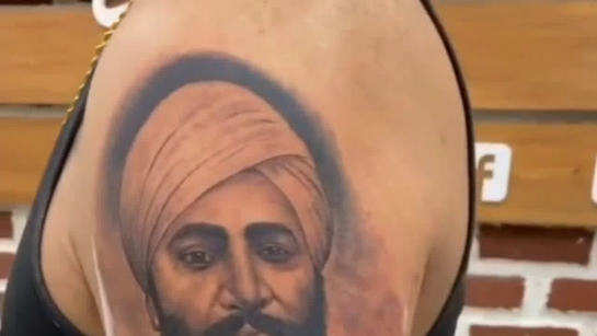 Karan Aujla gets a new and spectacular tattoo of Bhagat Singh and Udham ...