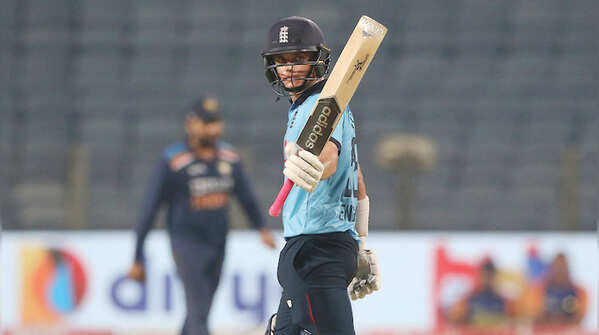 Curran scores career-best 95*