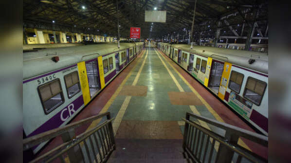 No commuters at CSMT