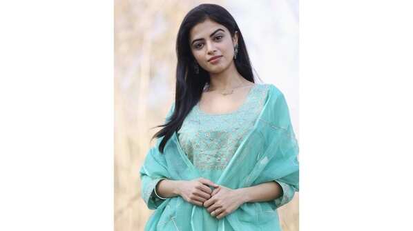 Roshni Sahota: Using ice cubes on face prevents further damage to skin