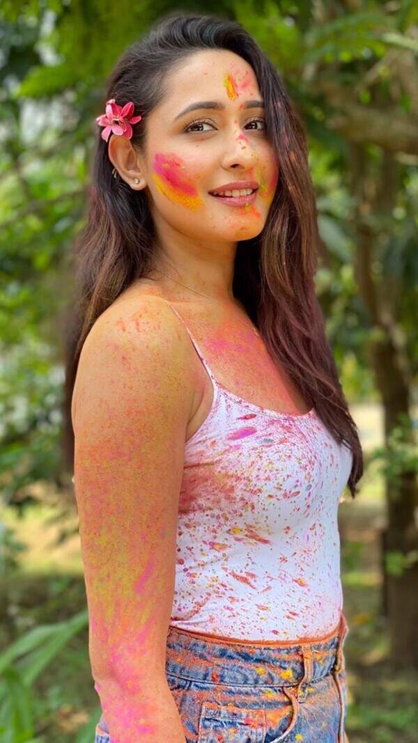 Pragya Jaiswal Wallpapers