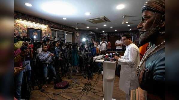 Raj Thackeray stands for students