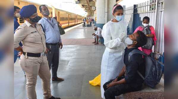 RAT at Dadar station