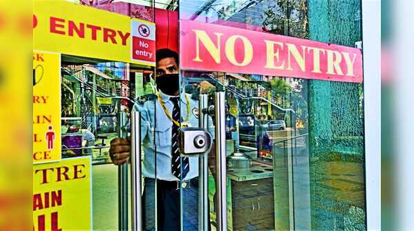 Goregaon mall shut