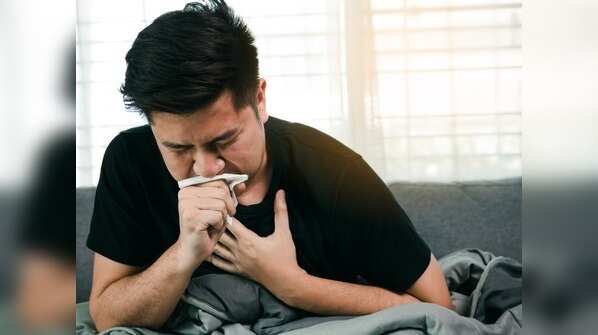 Why do allergies and COVID have similar symptoms?