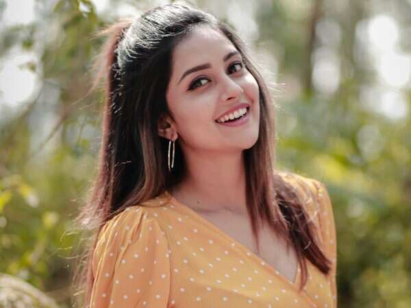 Mahima Nambiar Photos