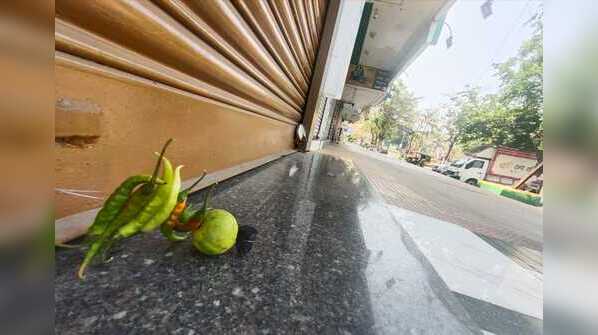 Shops closed in Vashi
