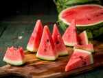 ​Add water-rich, juicy fruits