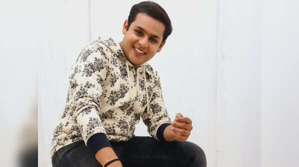 Even though he stayed in Mumbai, he studied in Ahmedabad