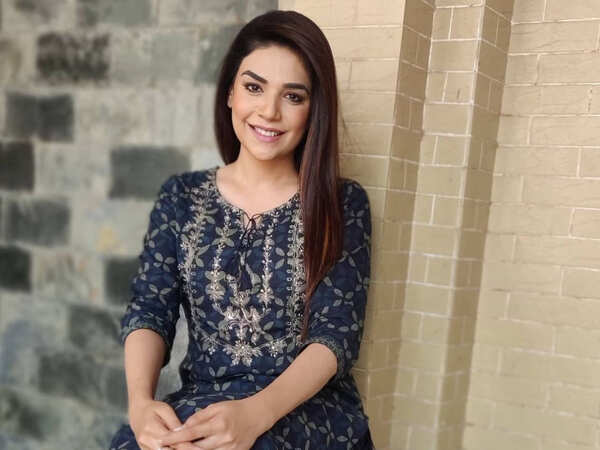 Anjum Fakih Pictures