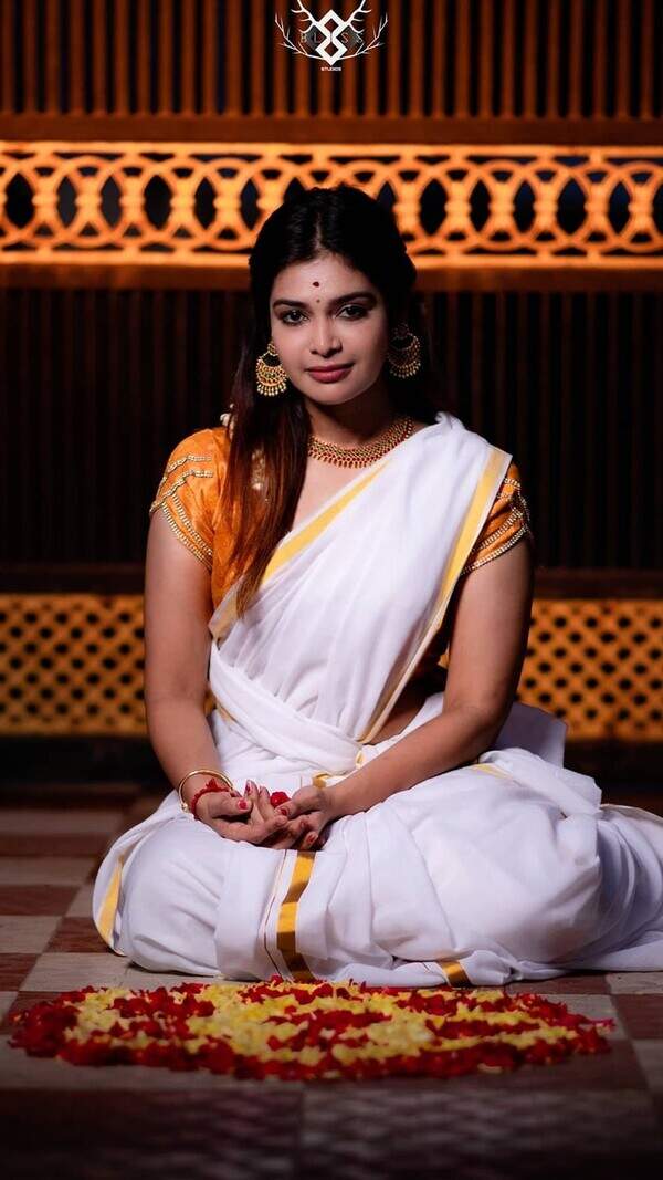Dharsha Gupta Wallpapers