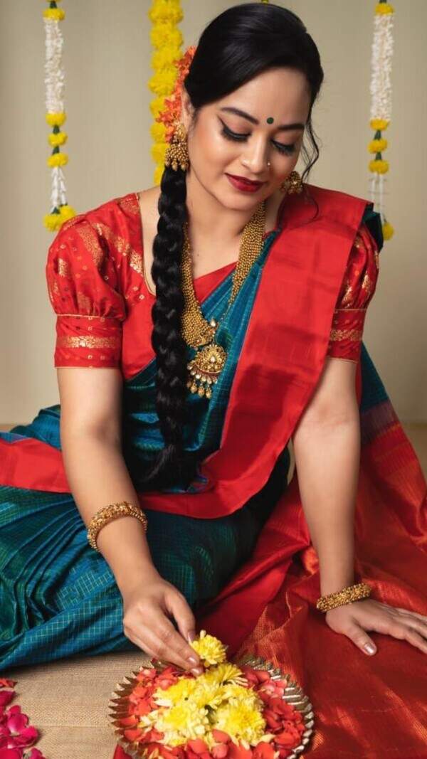 Suja Varunee Wallpapers