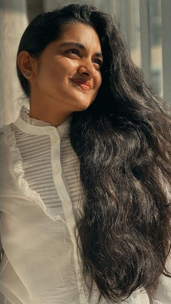 Nivetha Thomas