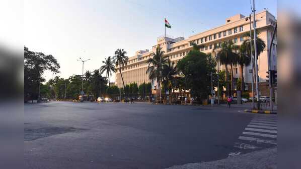 Quiet evenings at Mantralaya